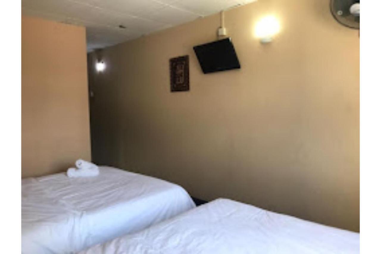 Madani Muslim Hotel Cameron Highlands Bagian luar foto